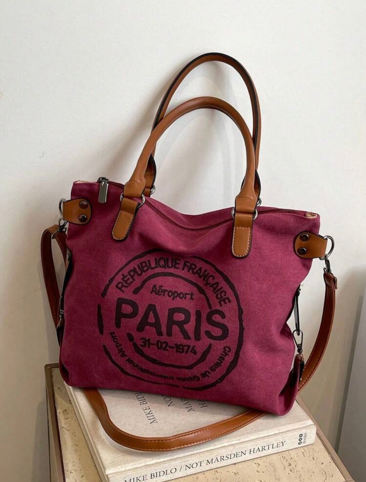 Large shoulder bag