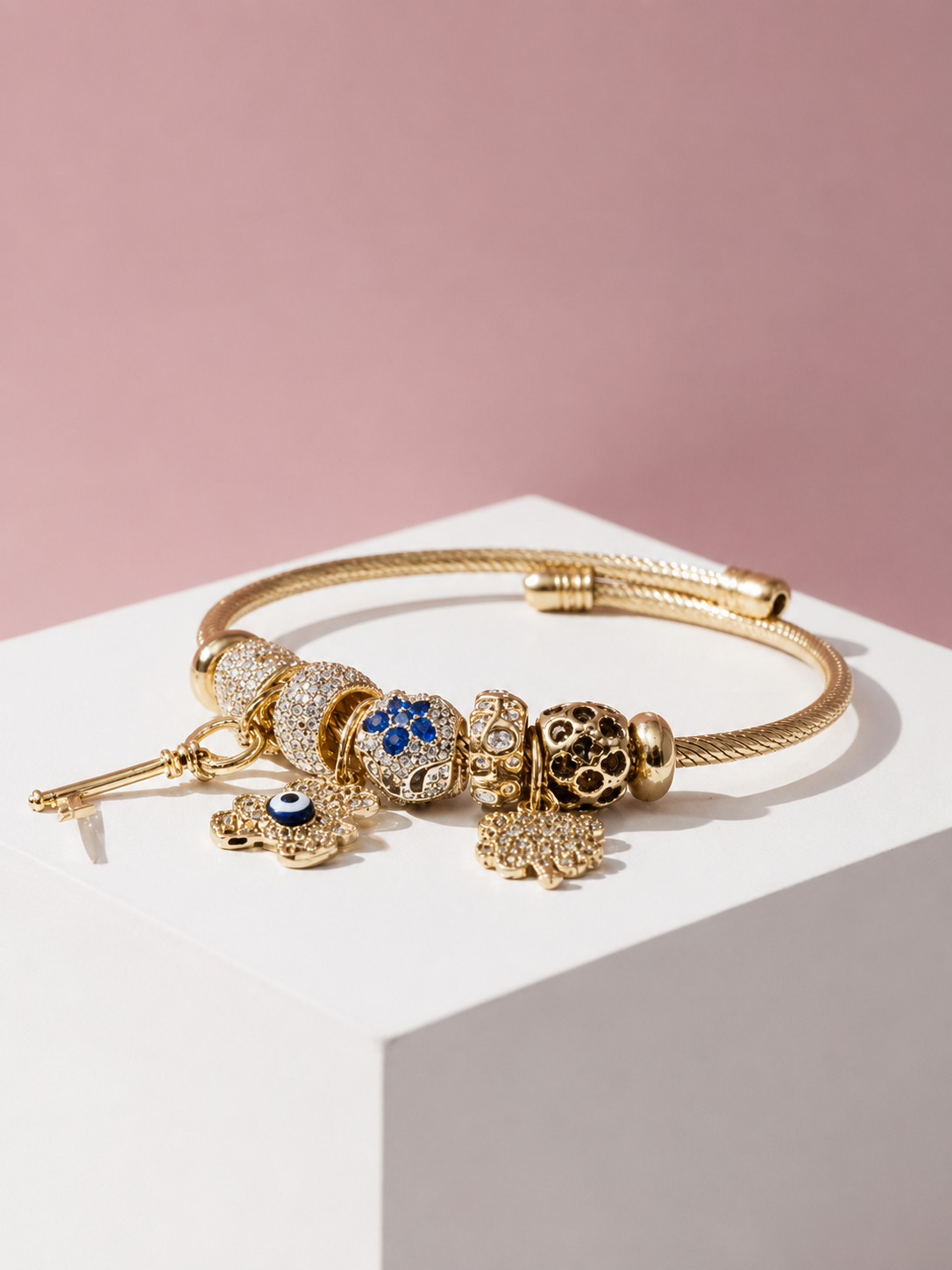 Charms Elegance™